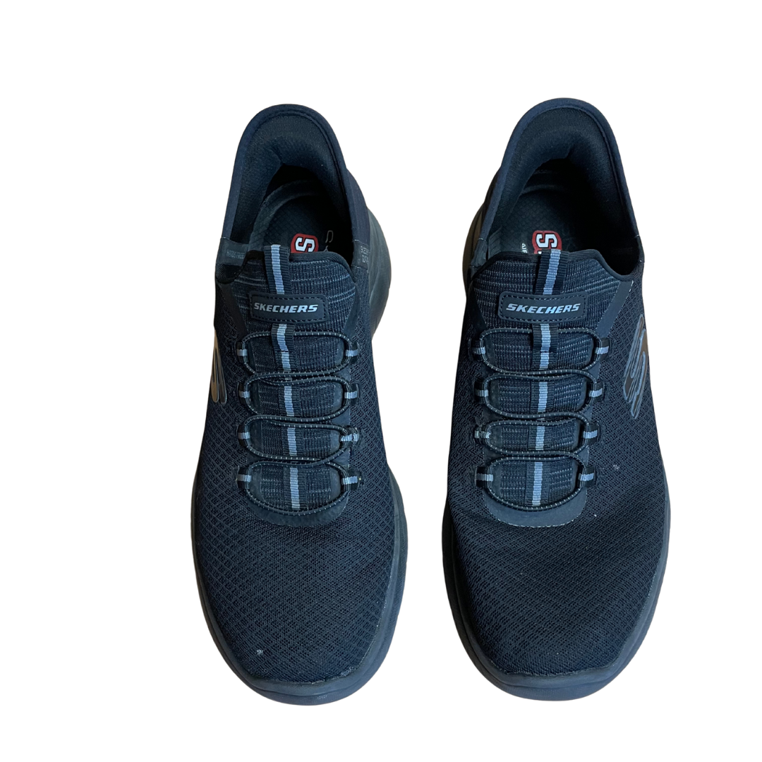 Skechers
