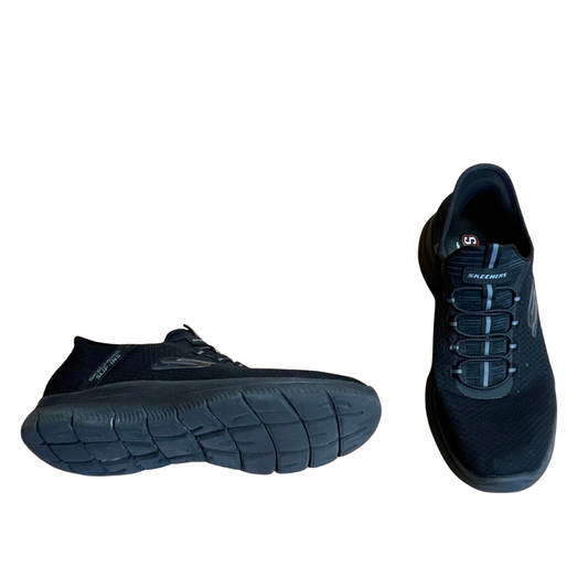 Skechers
