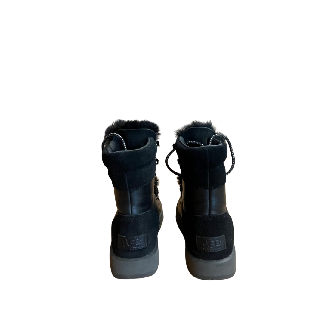 UGG