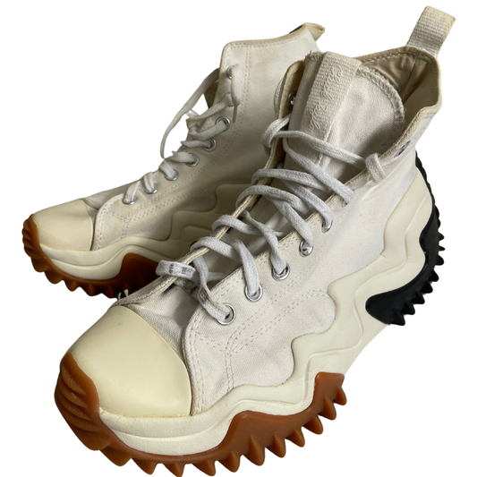 Converse Run Star Motion