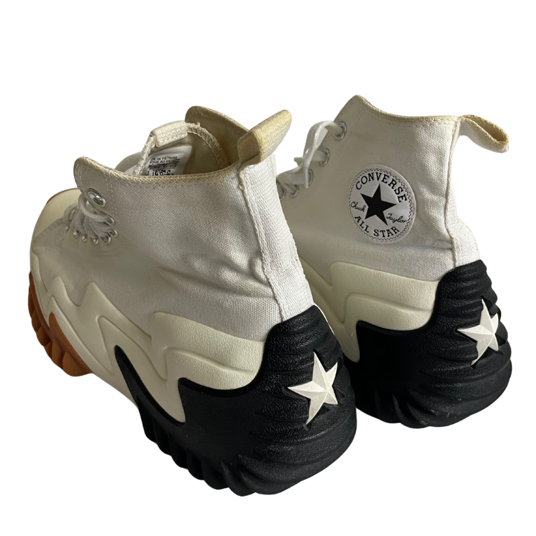 Converse Run Star Motion