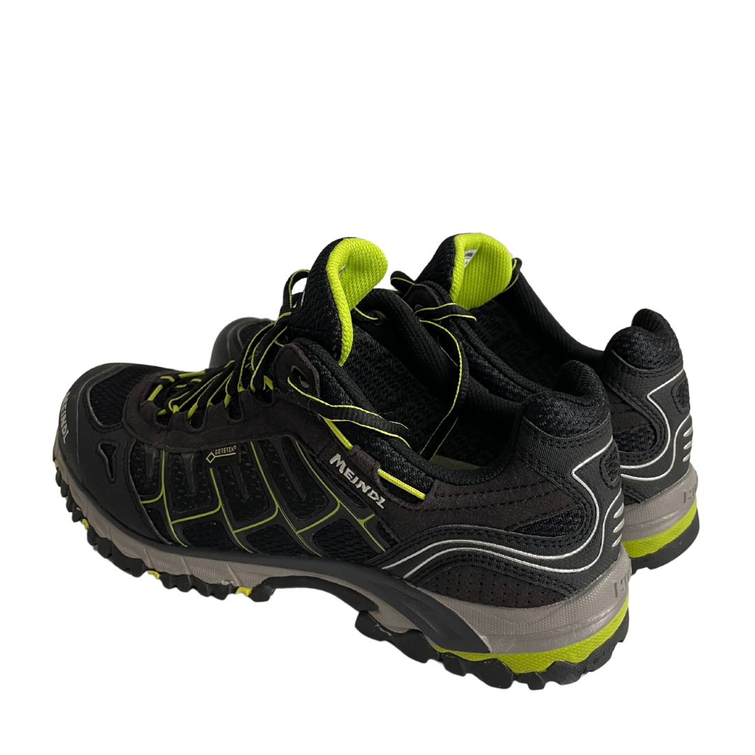 Nike Air Schuhe