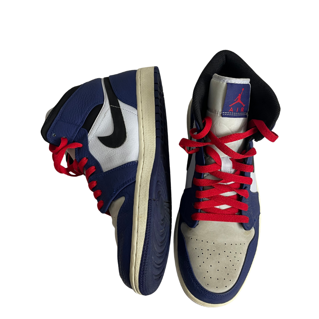 Nike Air Jordan 1 Mid