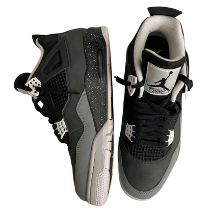 Air Jordan 4 Retro