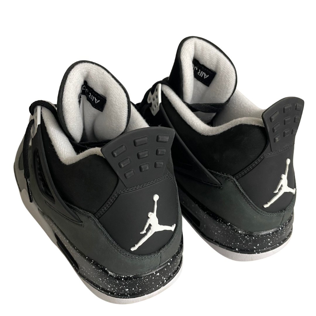 Air Jordan 4 Retro