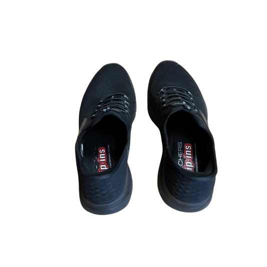 Skechers