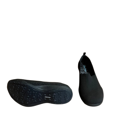 Skechers