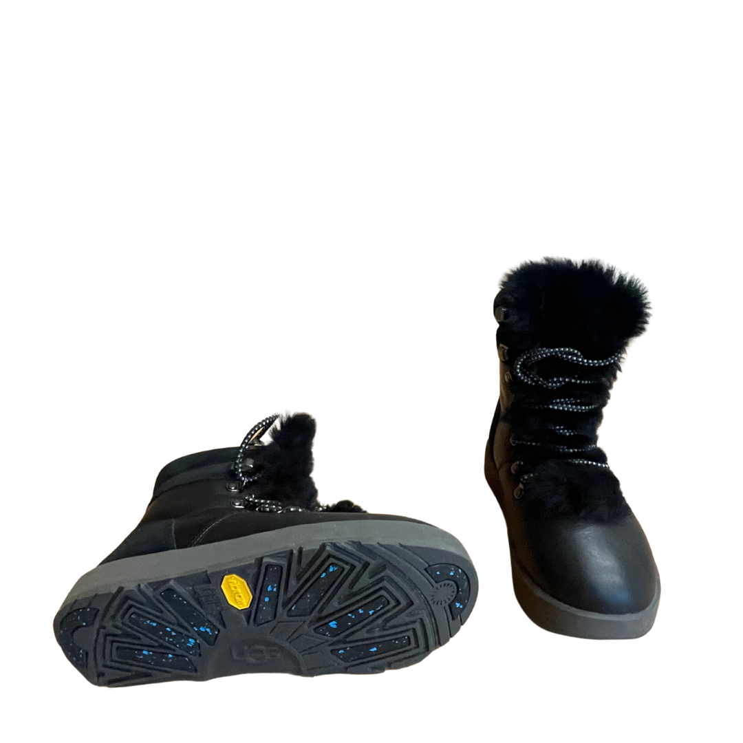 UGG