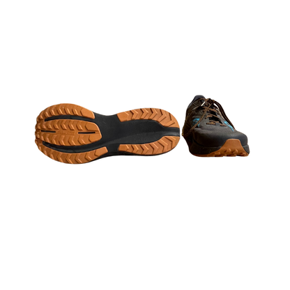 Saucony