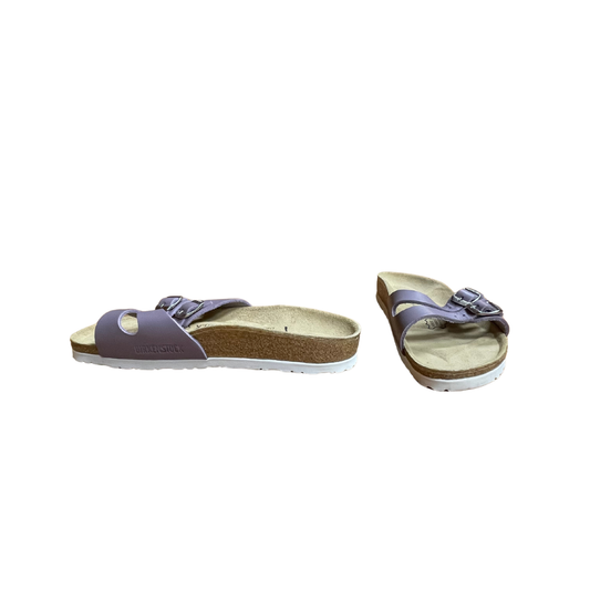 BIRKENSTOCK