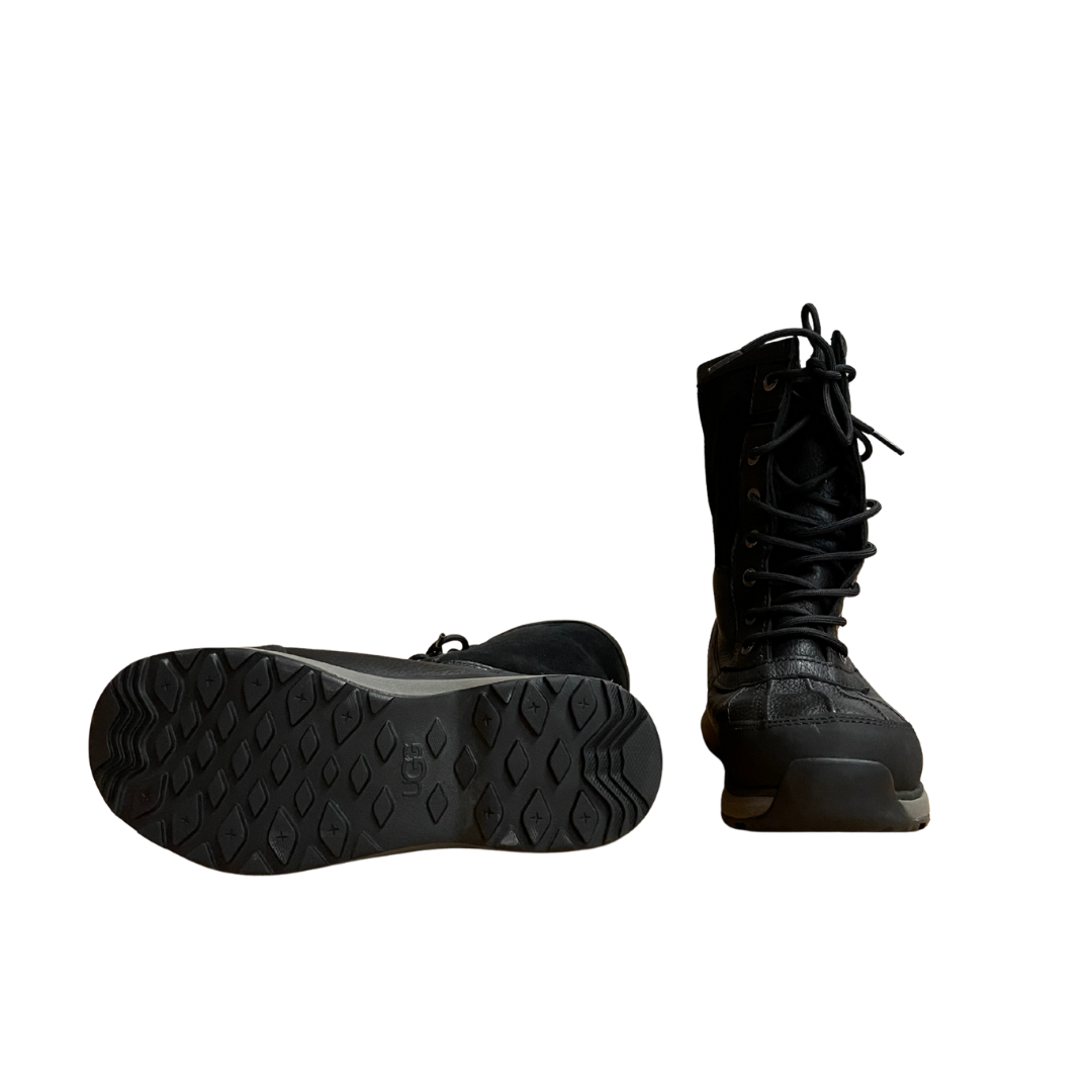 UGG