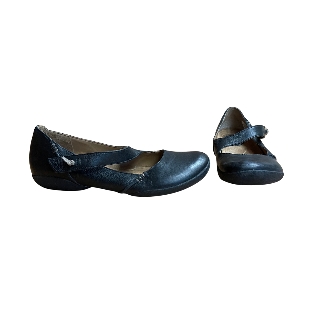 Clarks artisan