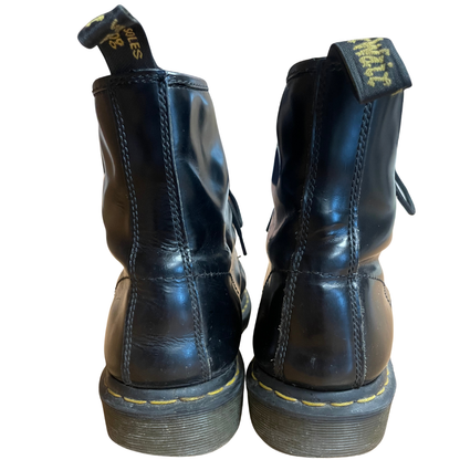 Dr. Martens
