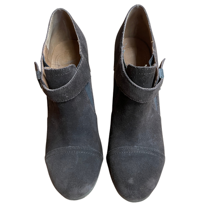 Scholl