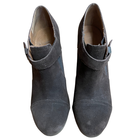 Scholl