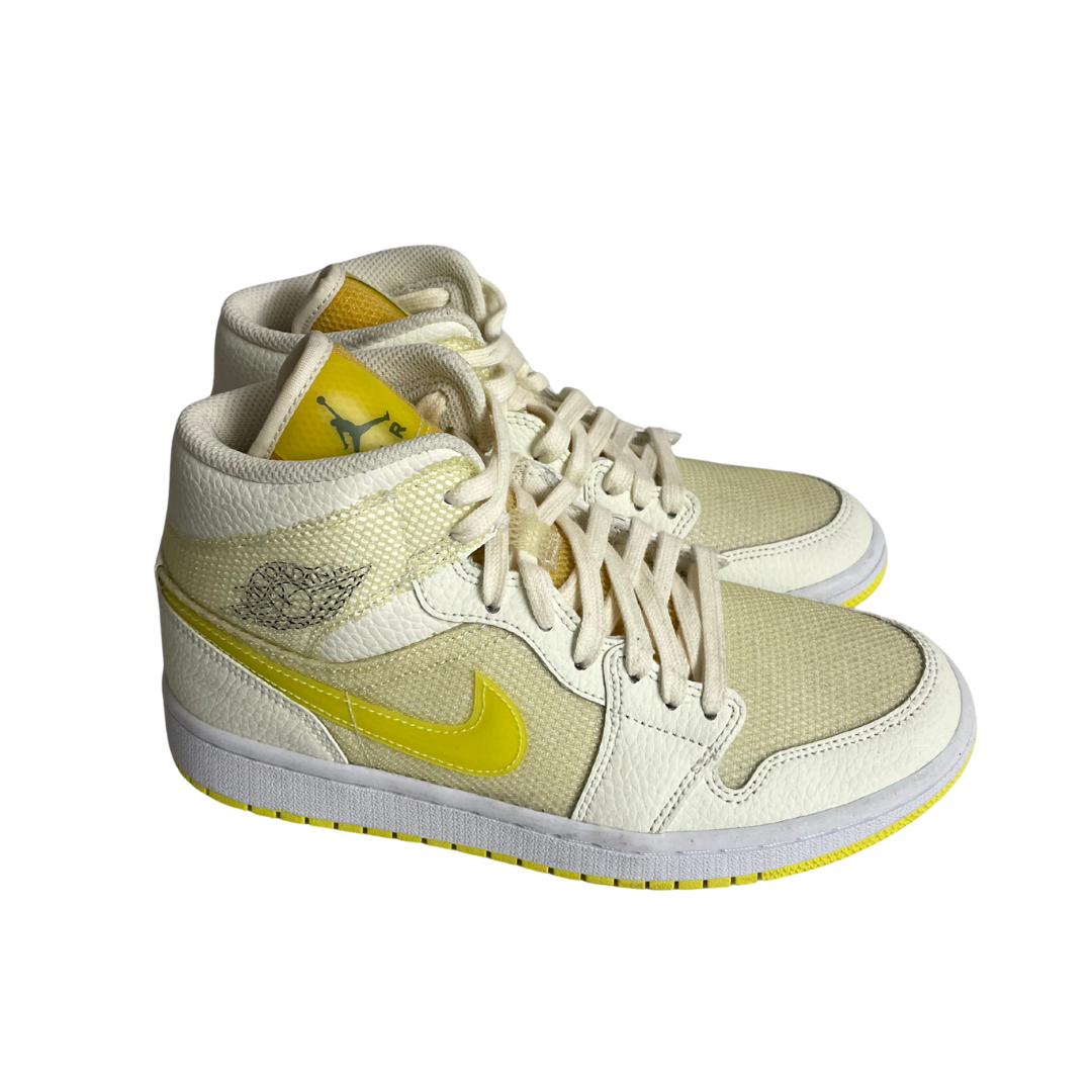 Air Jordan 1 Mid SE Voltage Yellow